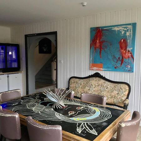 Mamie Jane Motel エクスレバン エクステリア 写真