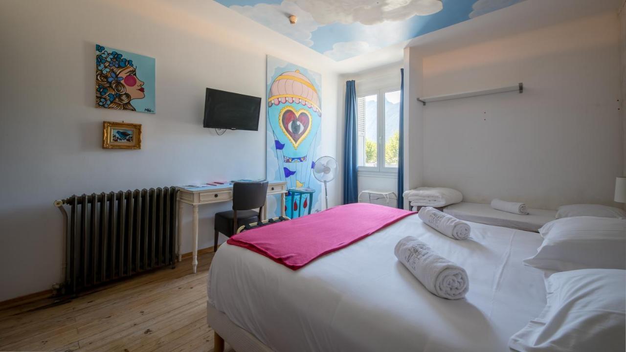 Mamie Jane Motel エクスレバン エクステリア 写真