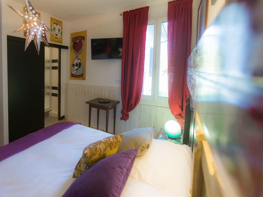 Mamie Jane Motel エクスレバン 部屋 写真