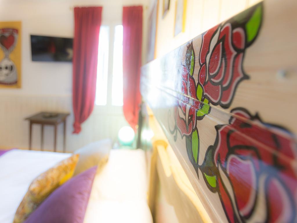 Mamie Jane Motel エクスレバン エクステリア 写真